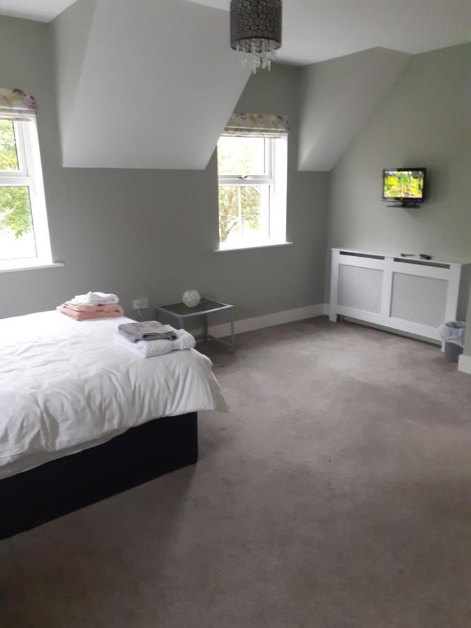Bedroom No 3 Garden View Nobber Exterior photo